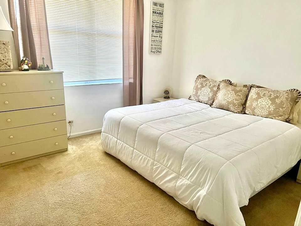 VILLAGES OF ORIOLE BONAIR - Residential Lease