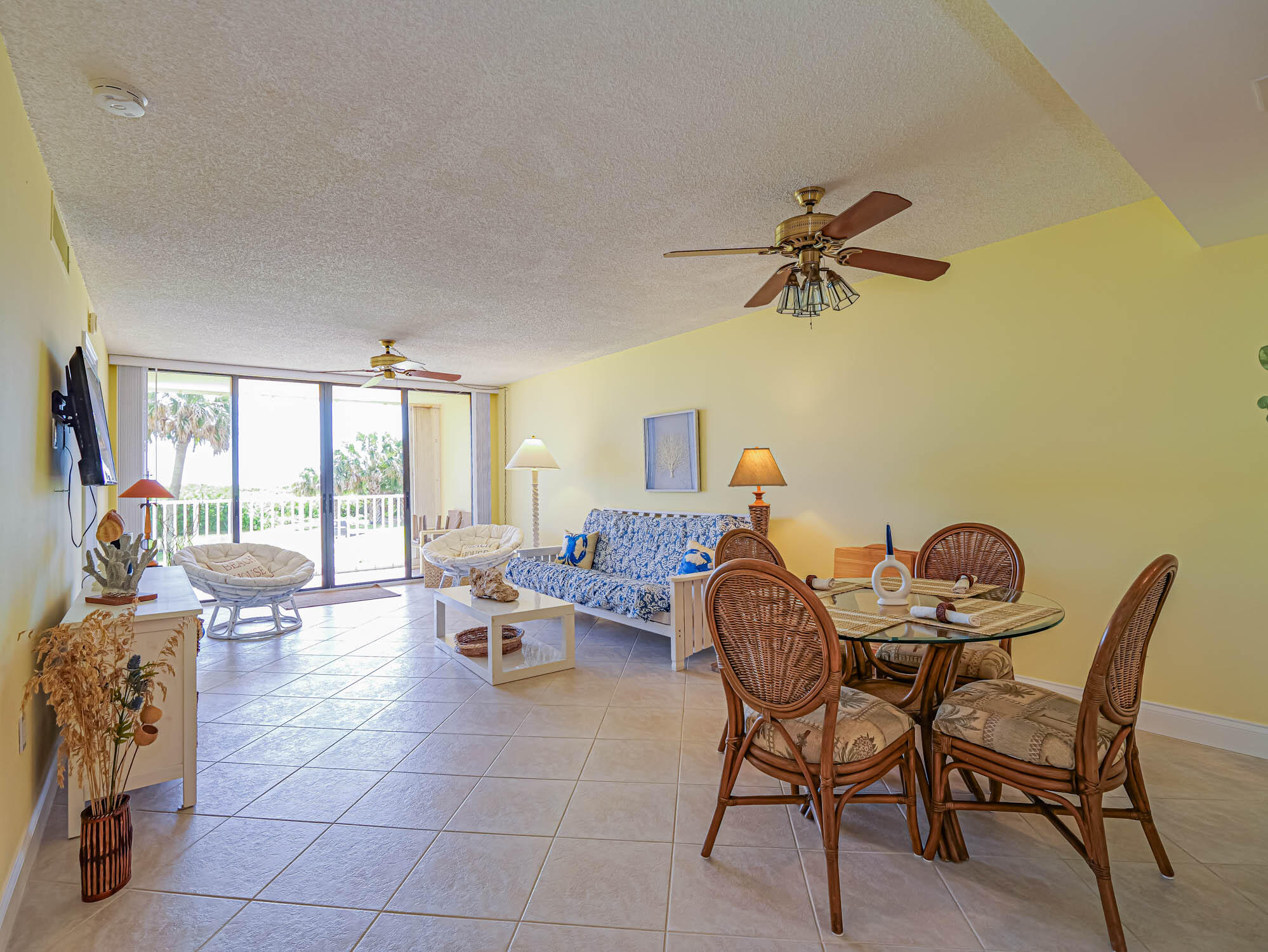 SEA PALMS CONDOMINIUM - Residential