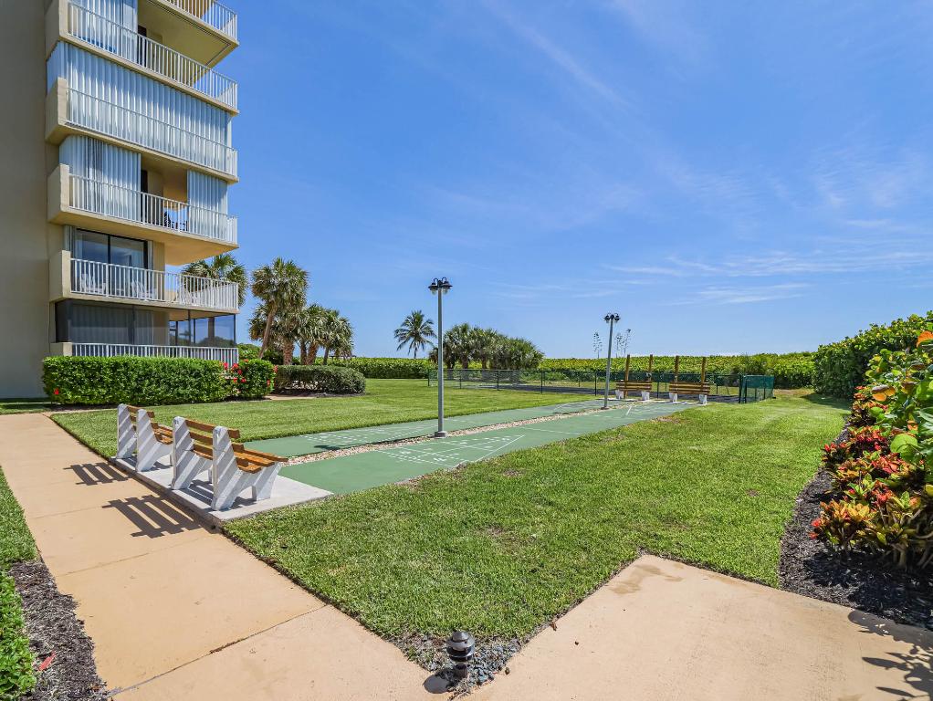 SEA PALMS CONDOMINIUM - Residential