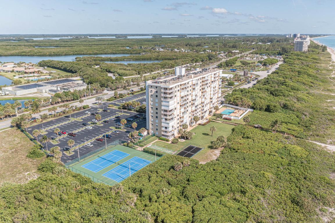 SEA PALMS CONDOMINIUM - Residential