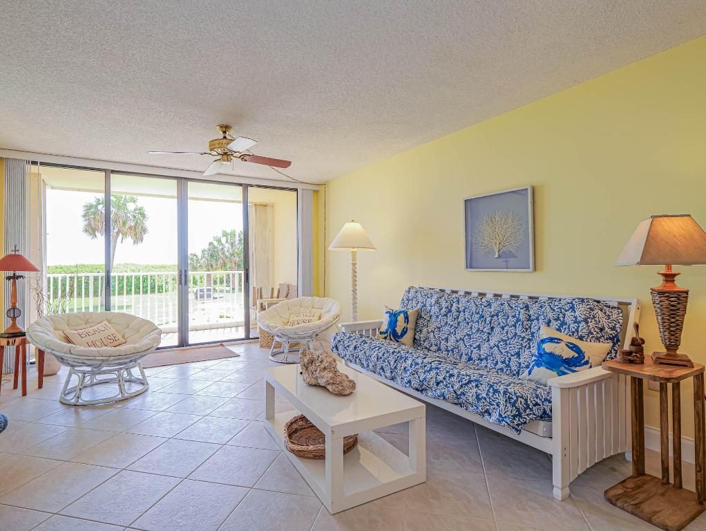 SEA PALMS CONDOMINIUM - Residential