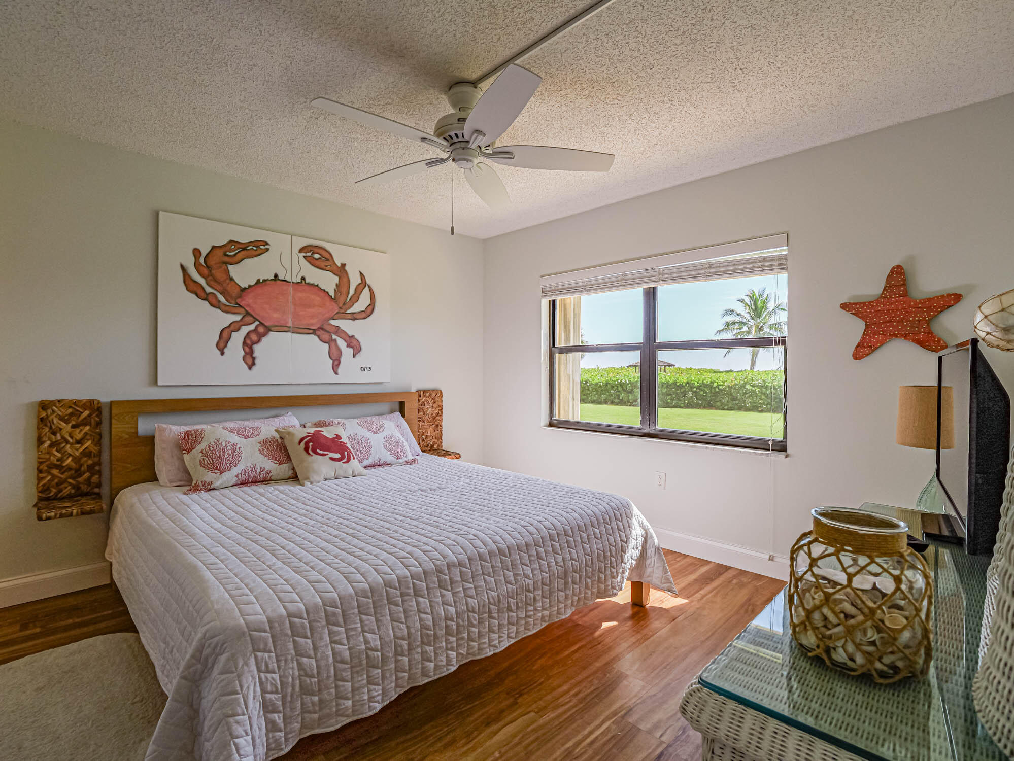 SEA PALMS CONDOMINIUM - Residential