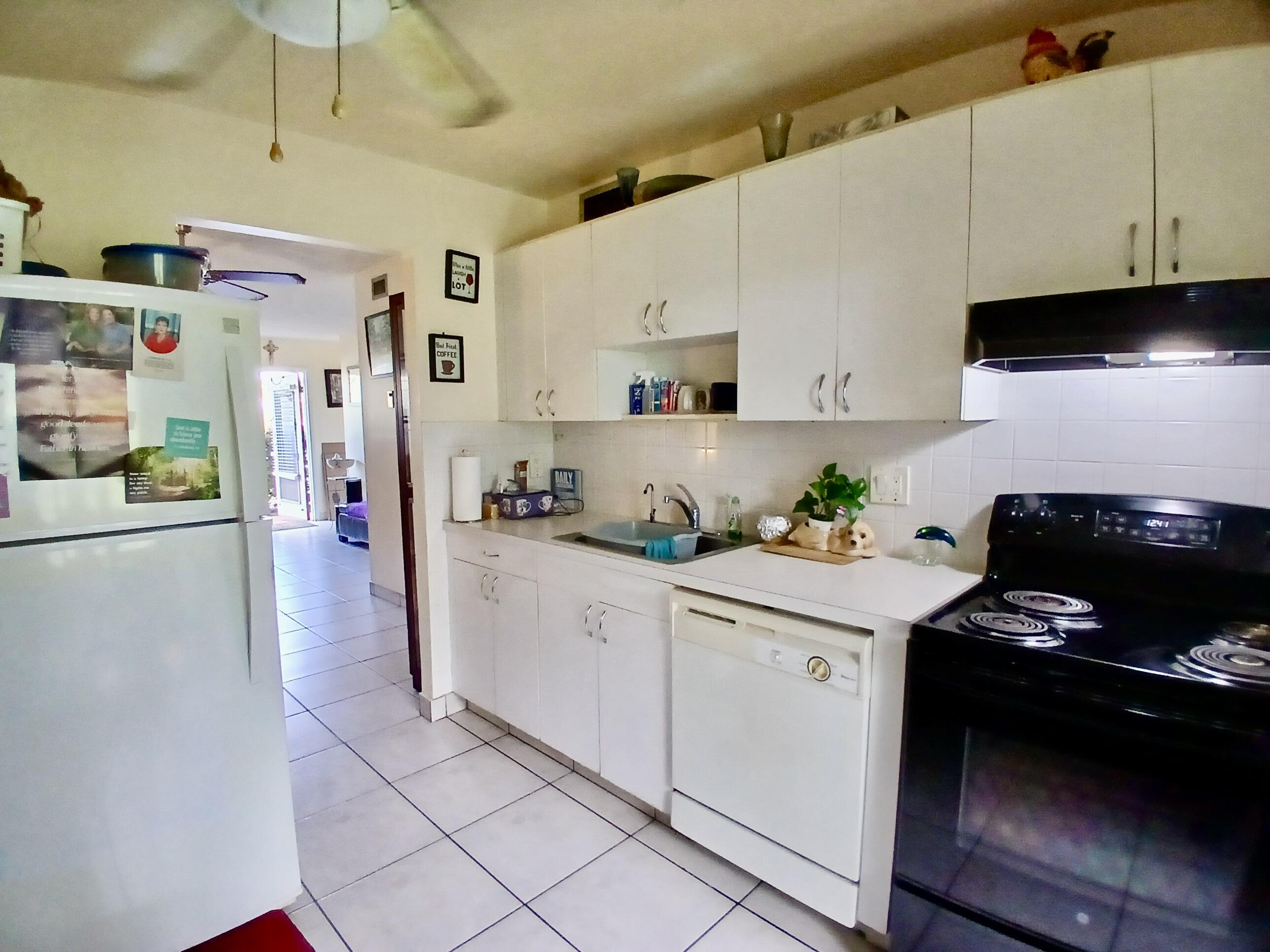ORIOLE GARDENS - Residential
