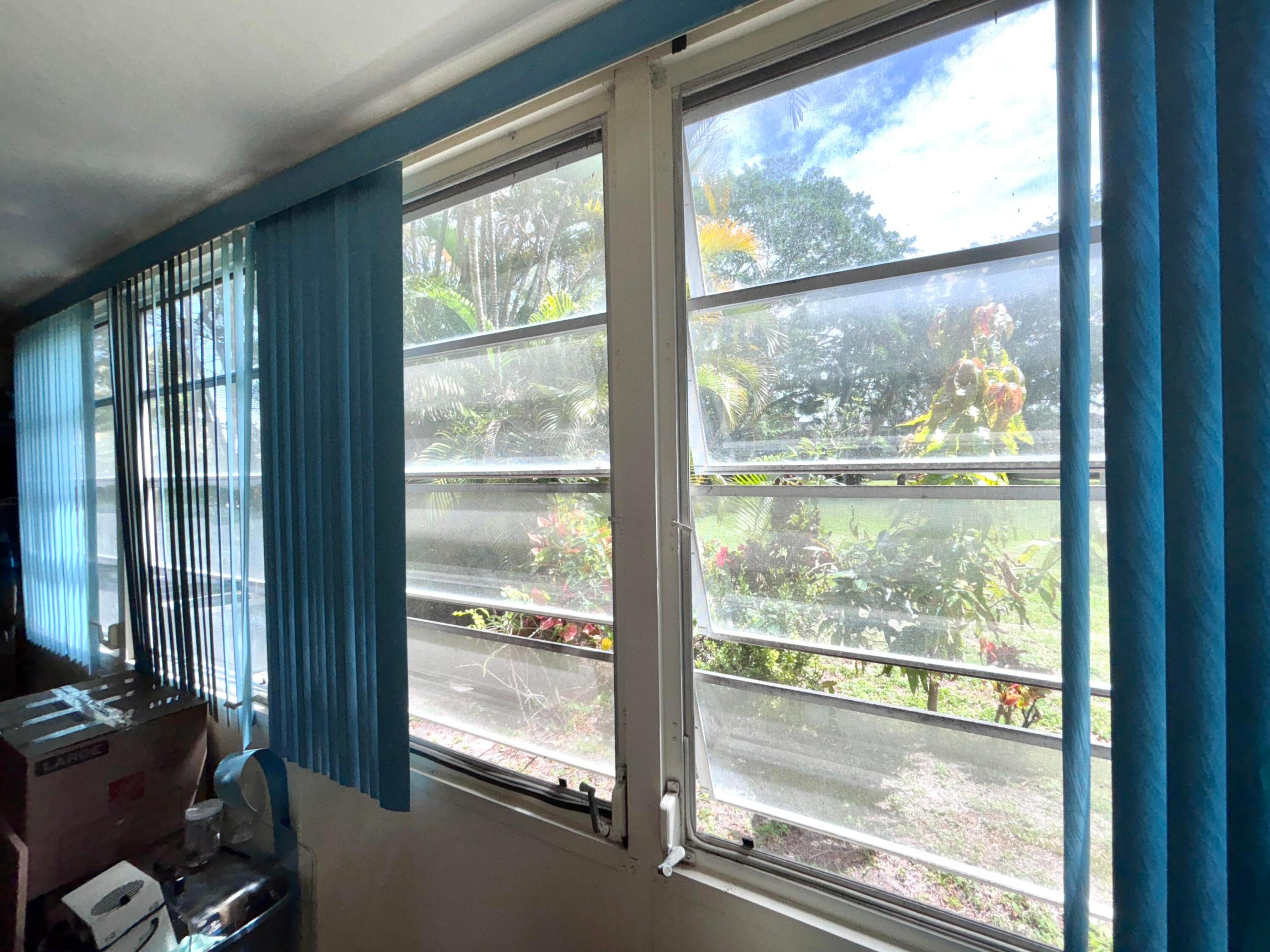 ORIOLE GARDENS - Residential