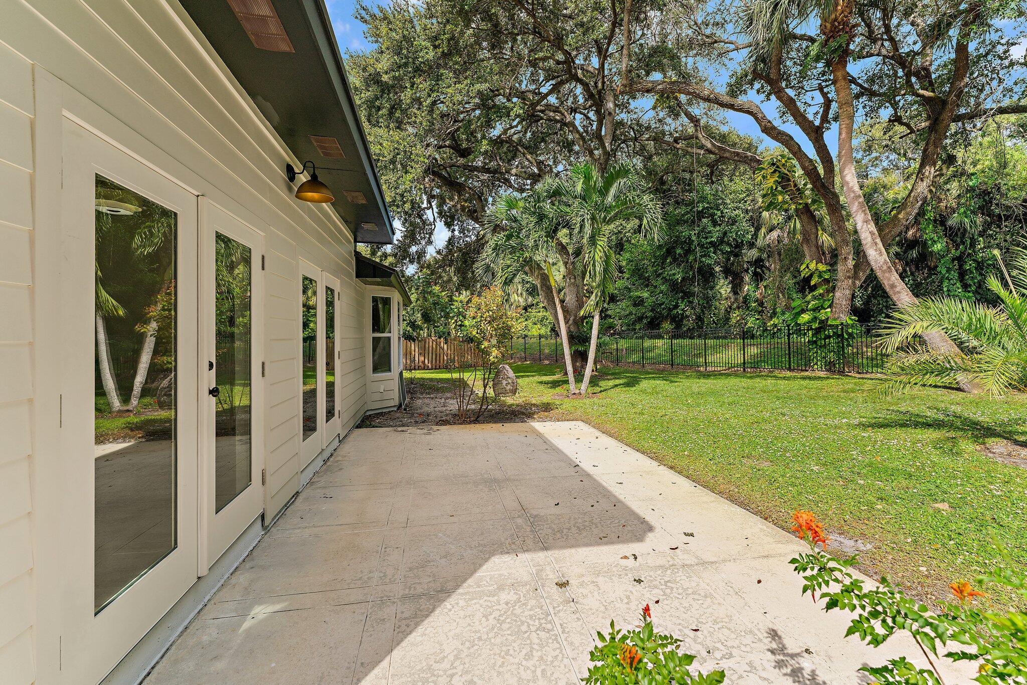 MONET WOODS - Residential