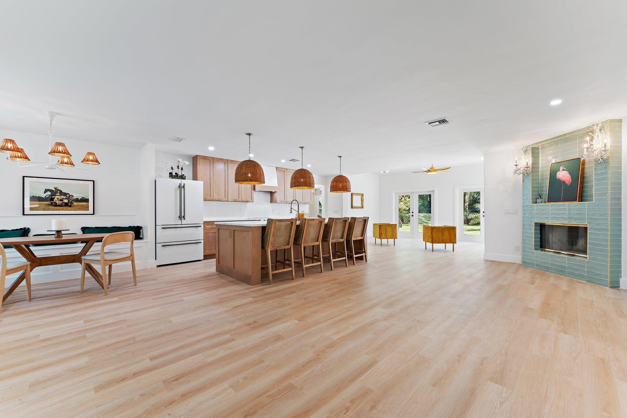 MONET WOODS - Residential