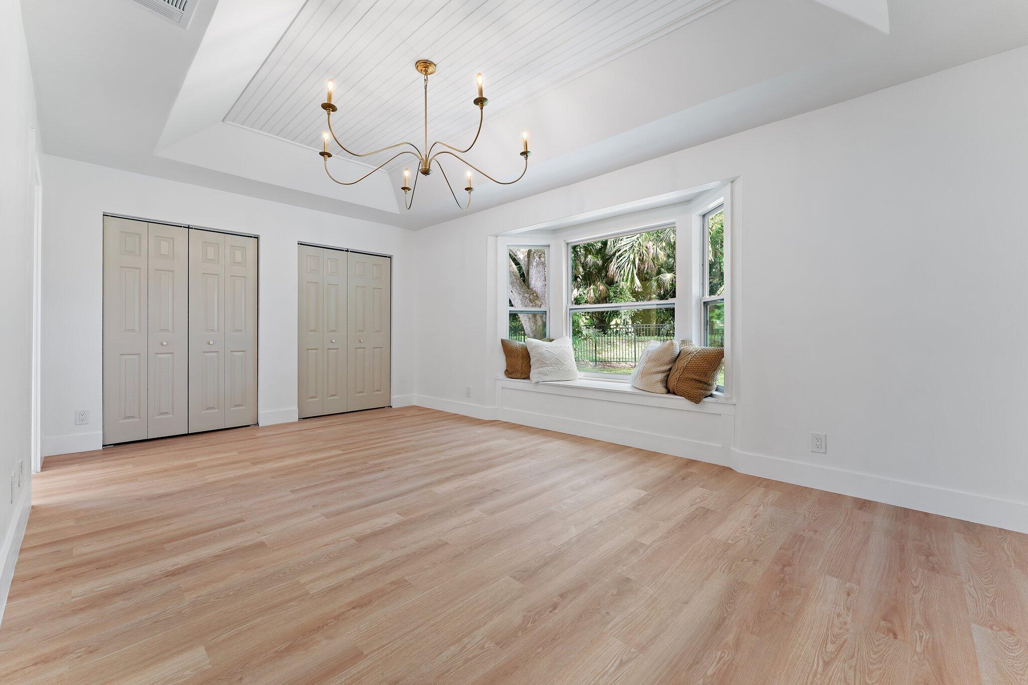 MONET WOODS - Residential