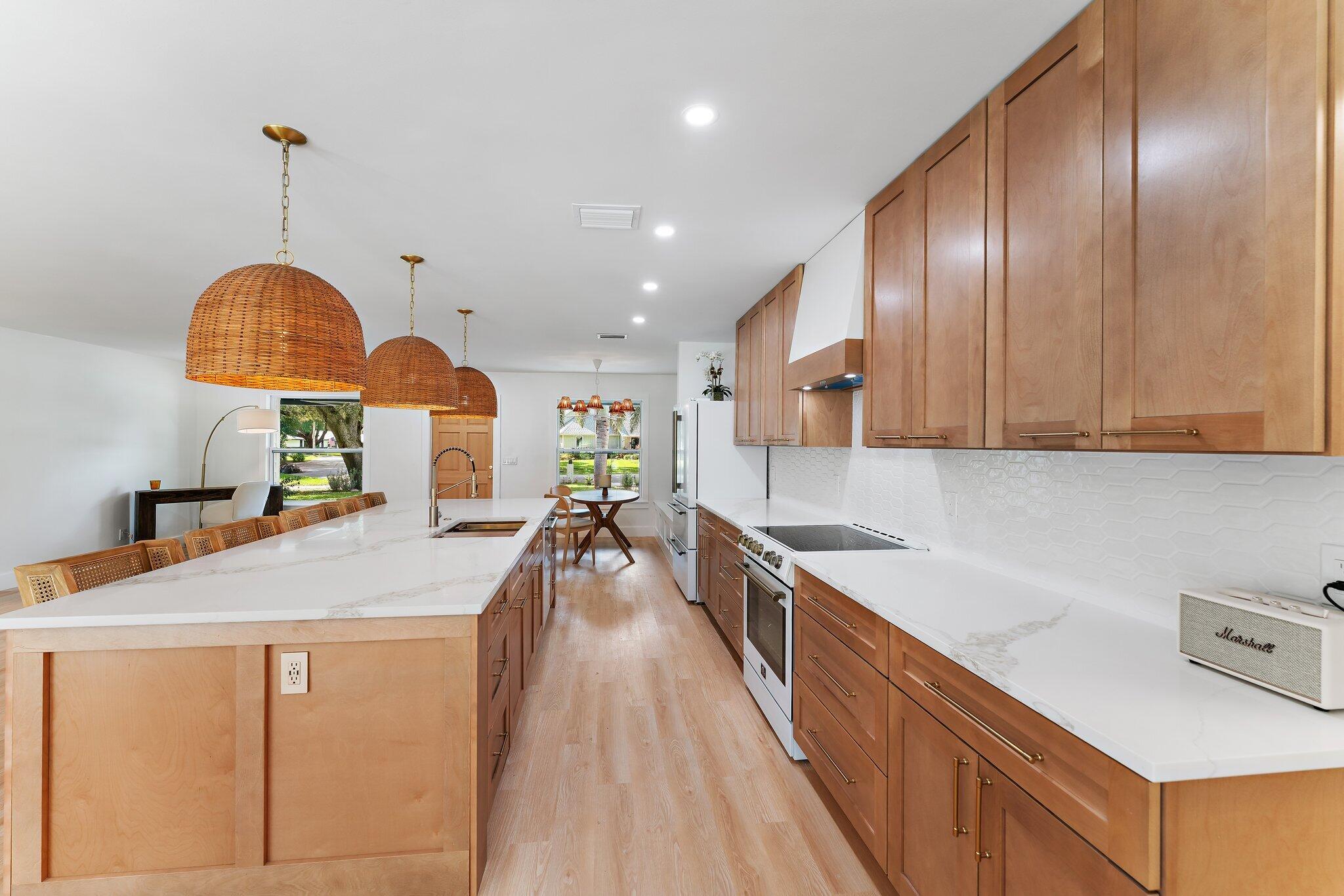 MONET WOODS - Residential