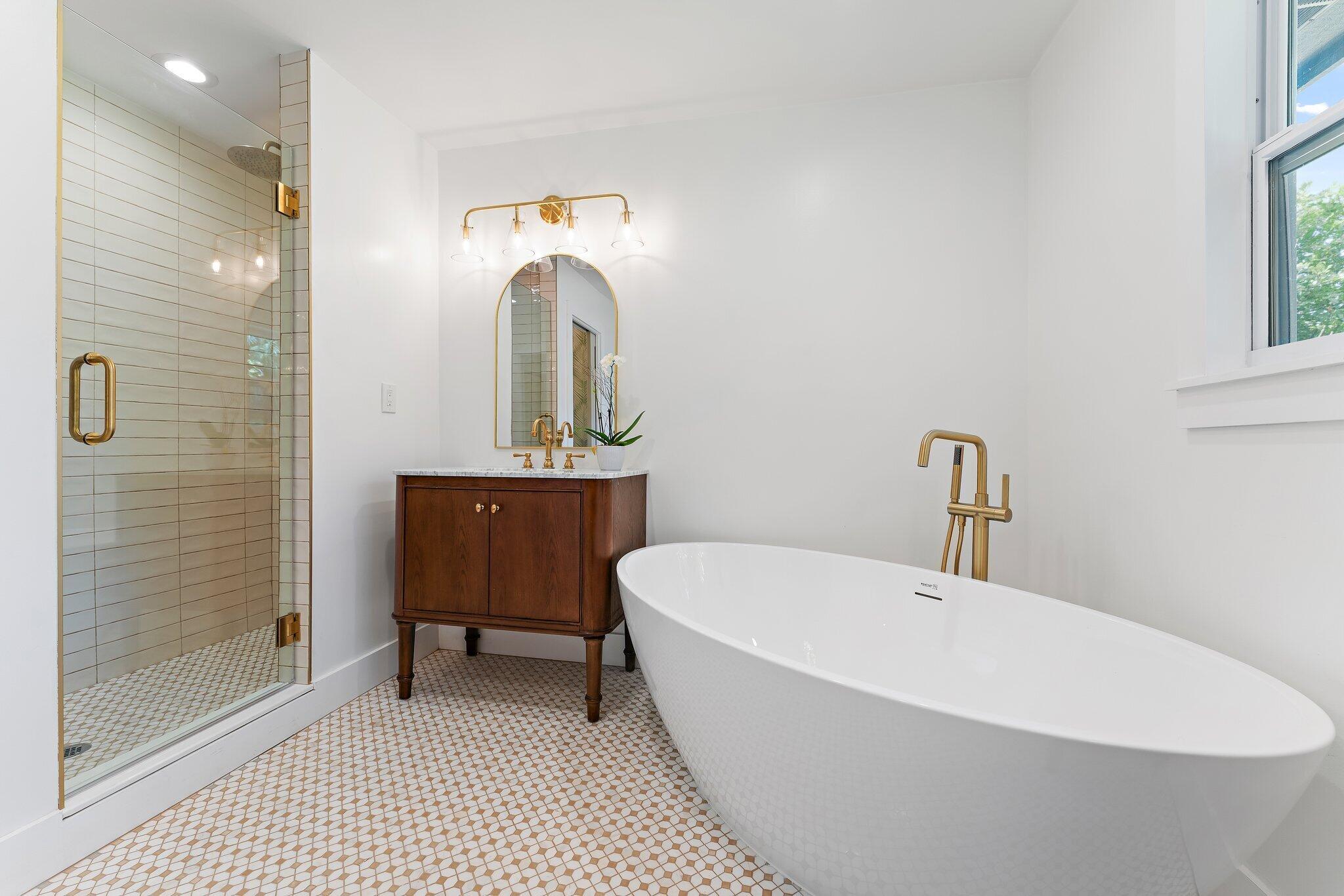 MONET WOODS - Residential