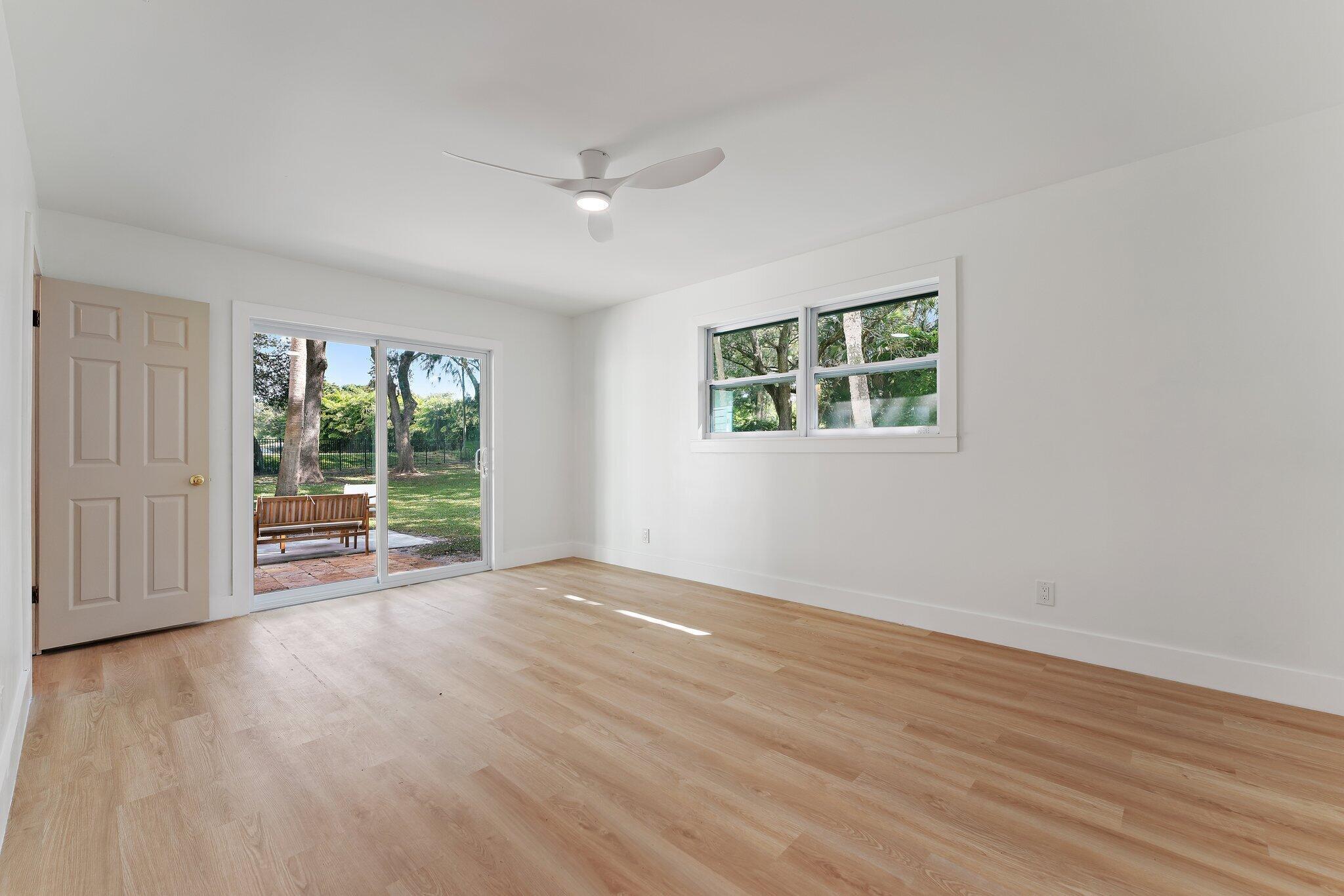 MONET WOODS - Residential