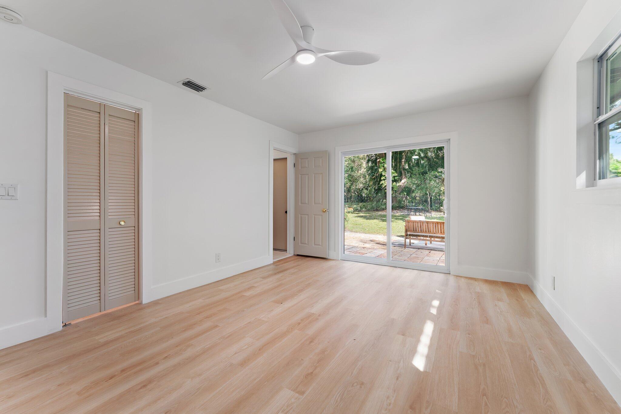 MONET WOODS - Residential