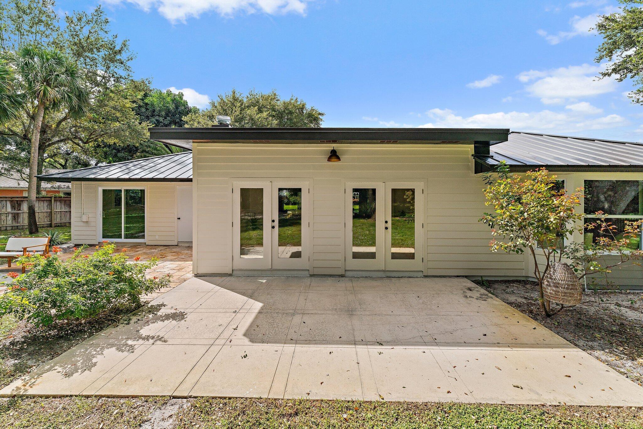 MONET WOODS - Residential