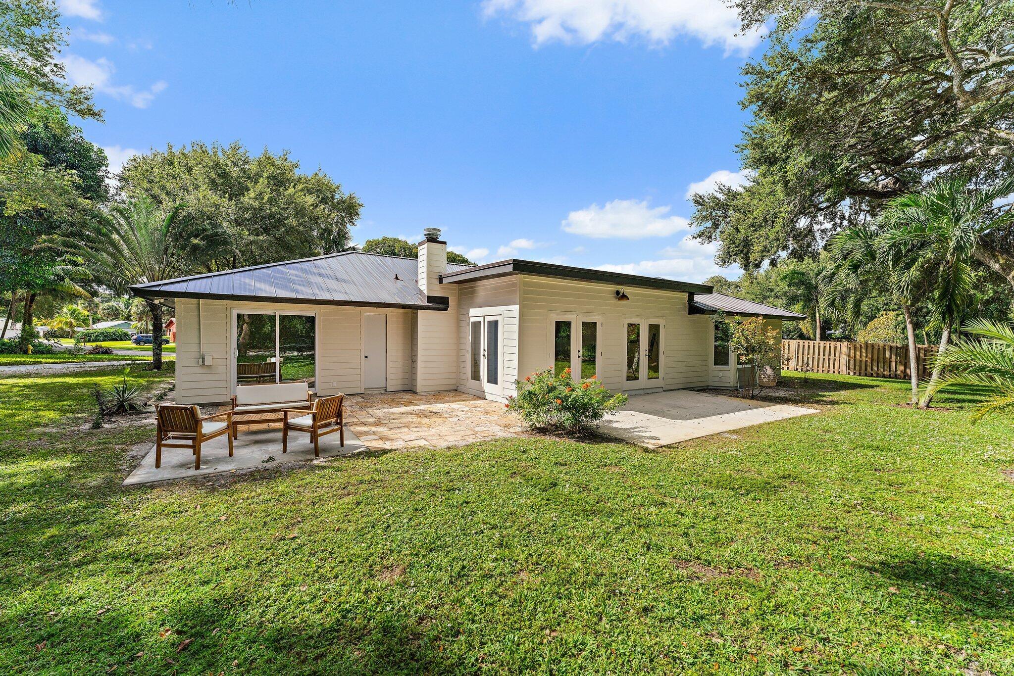 MONET WOODS - Residential