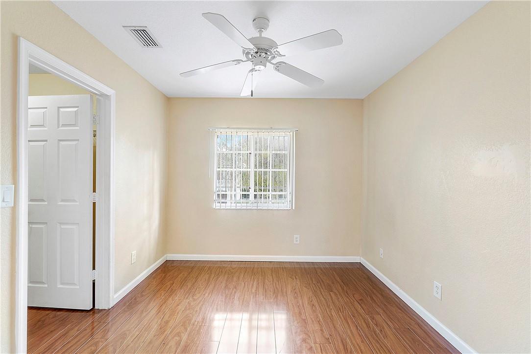 Woodland Lakes 71-18 B - Residential Lease