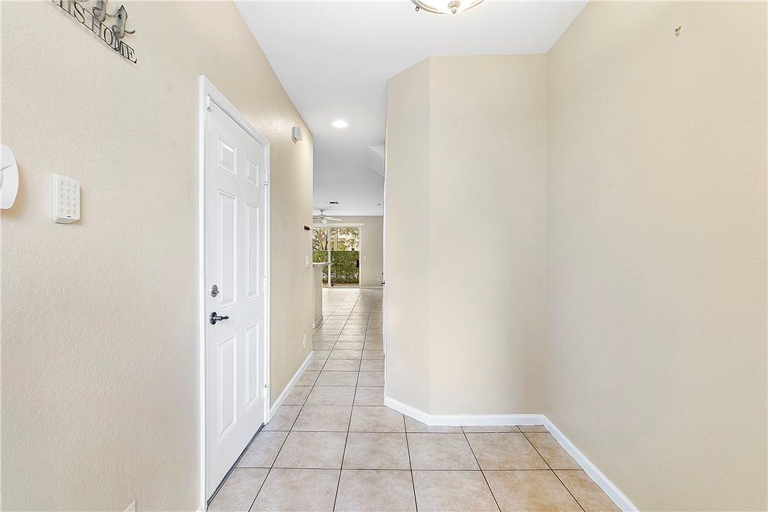 Woodland Lakes 71-18 B - Residential Lease