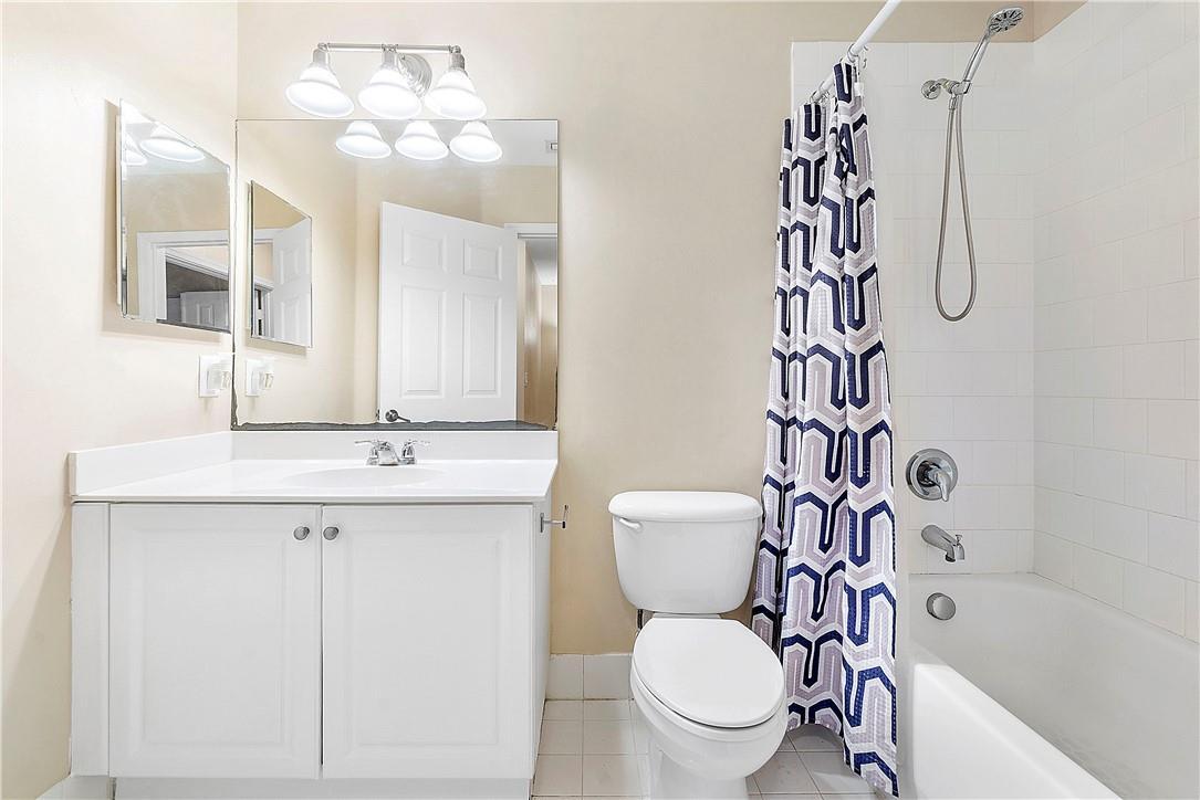 Woodland Lakes 71-18 B - Residential Lease