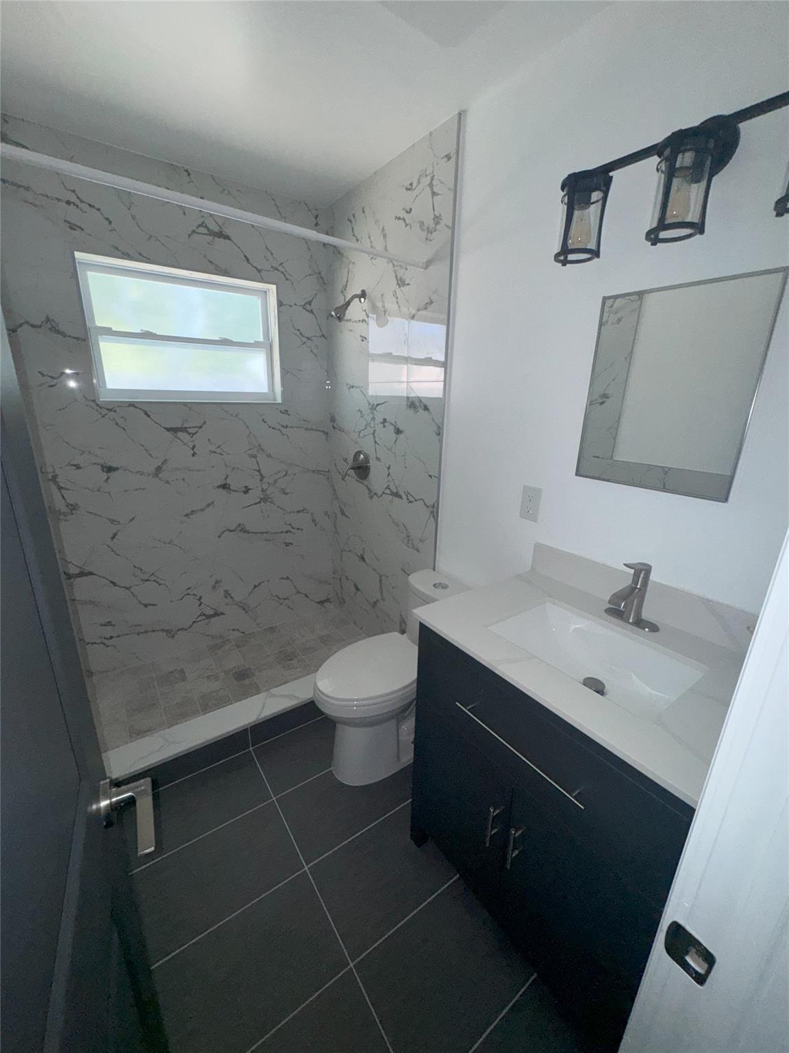 10 SW 5th Ct