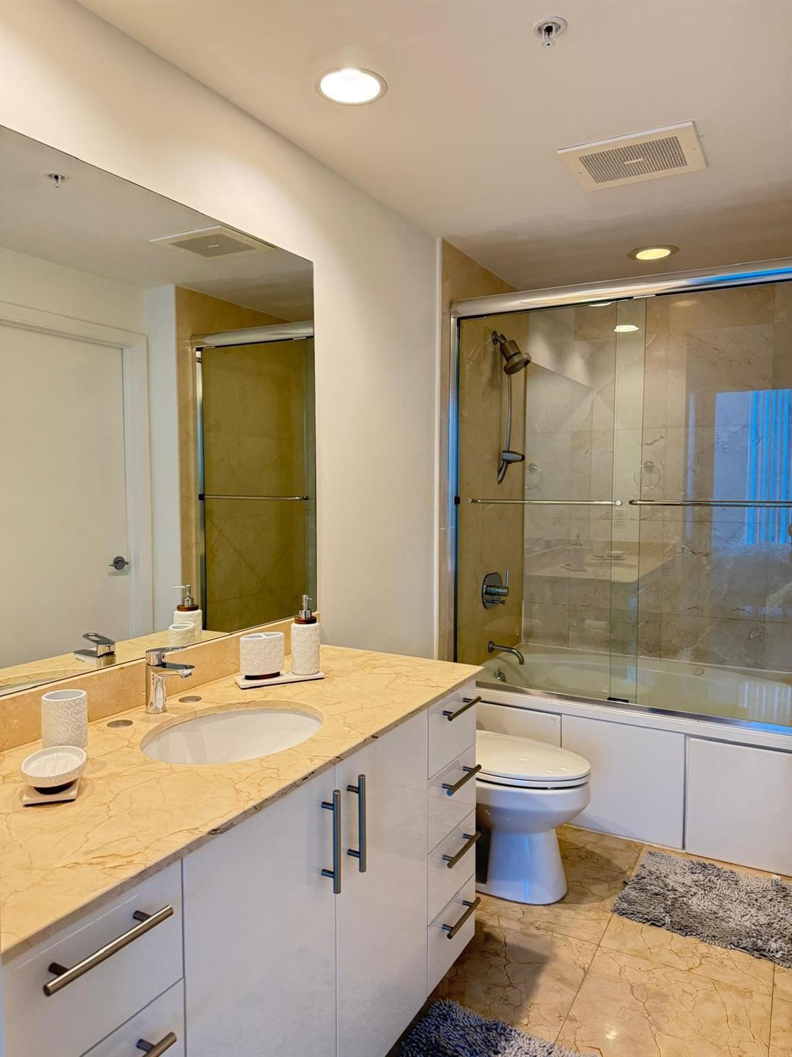 Cityplace South Tower Con - Residential Lease