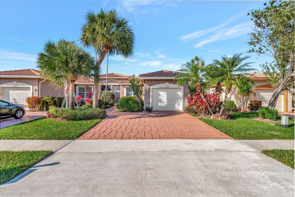 Photo of 5803 Island Reach Lane, Boynton Beach, FL 33437 (MLS # R11142124)