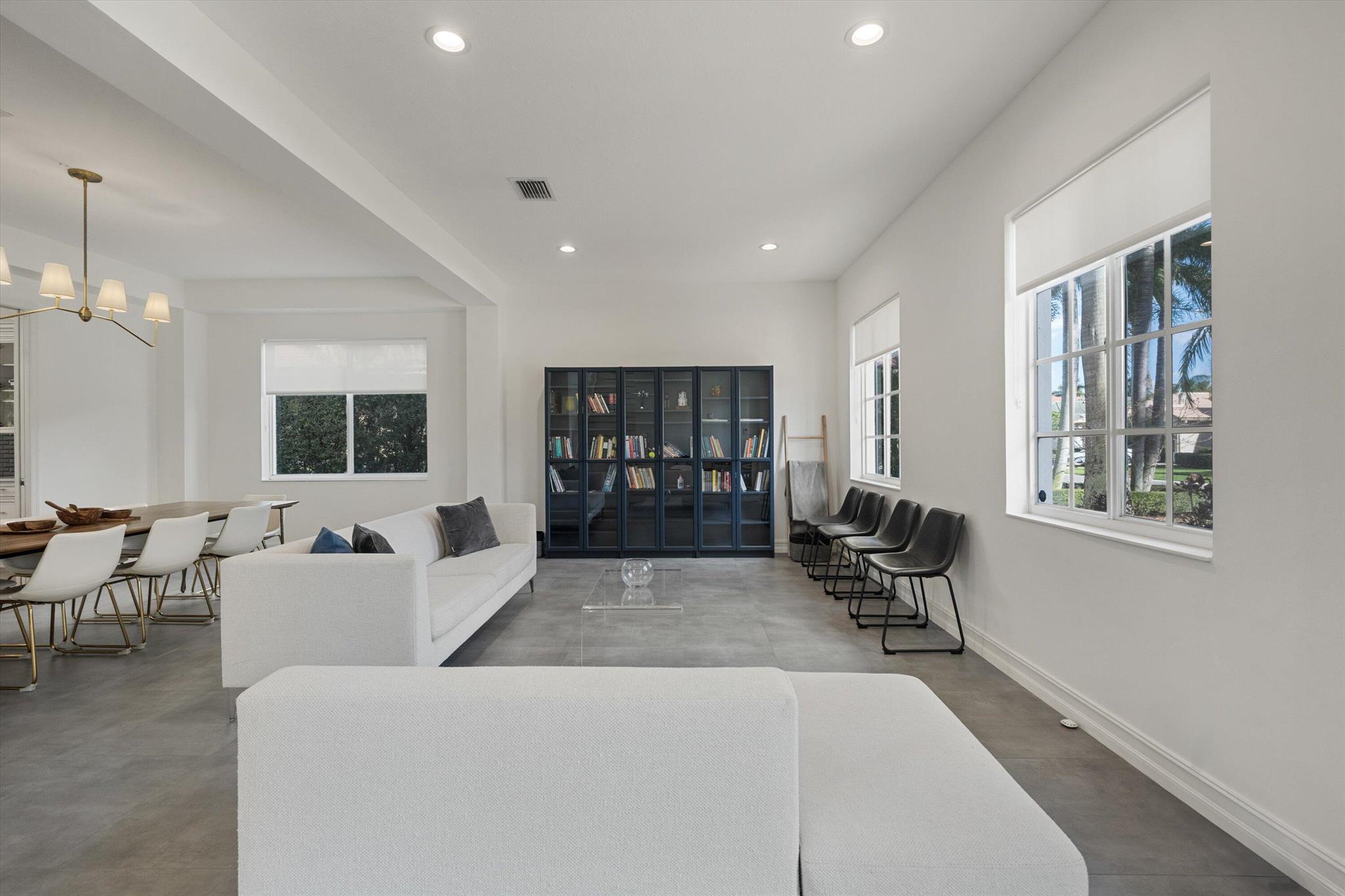 11441 Manatee Bay Lane