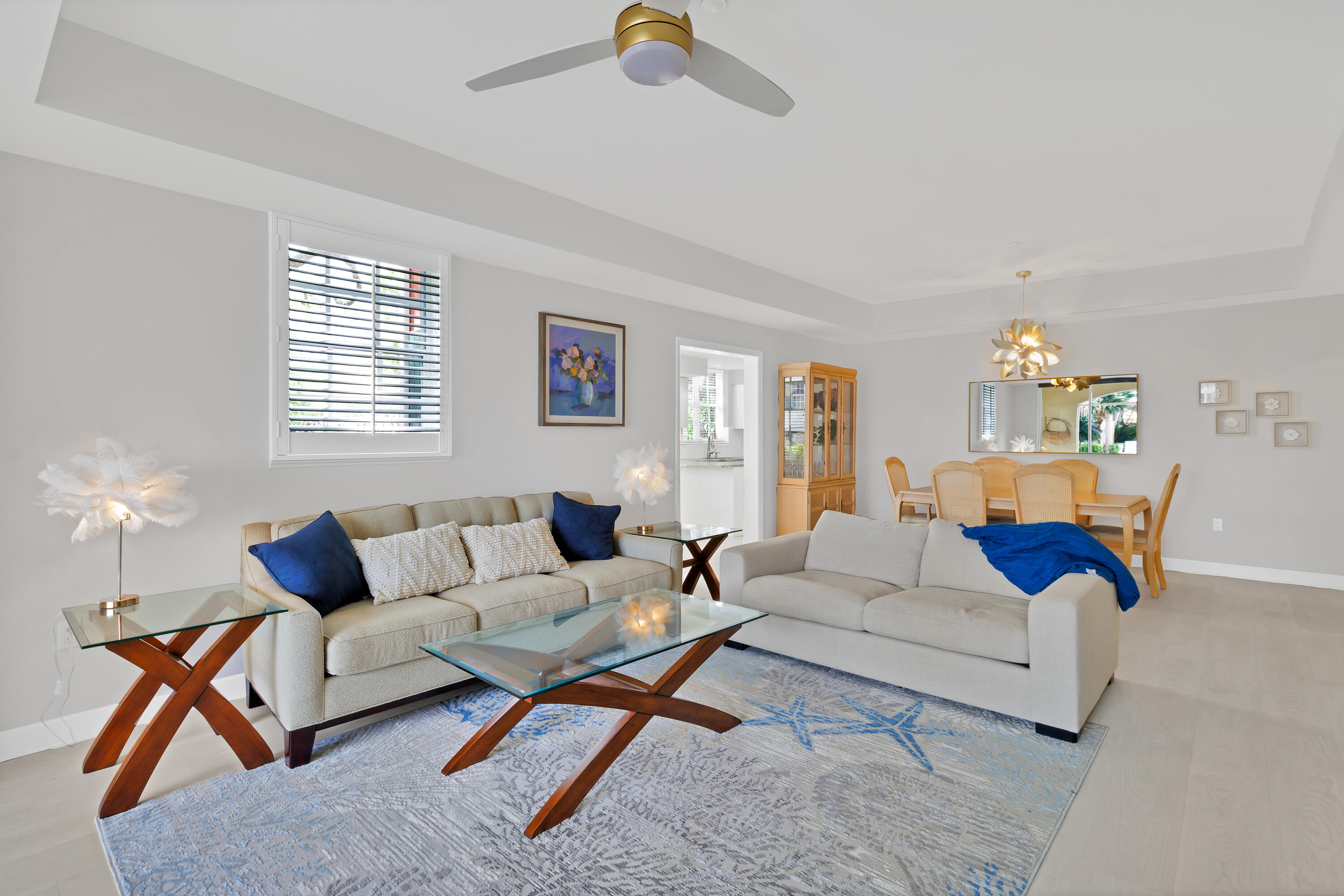 5520 N Harbor Village Drive 105