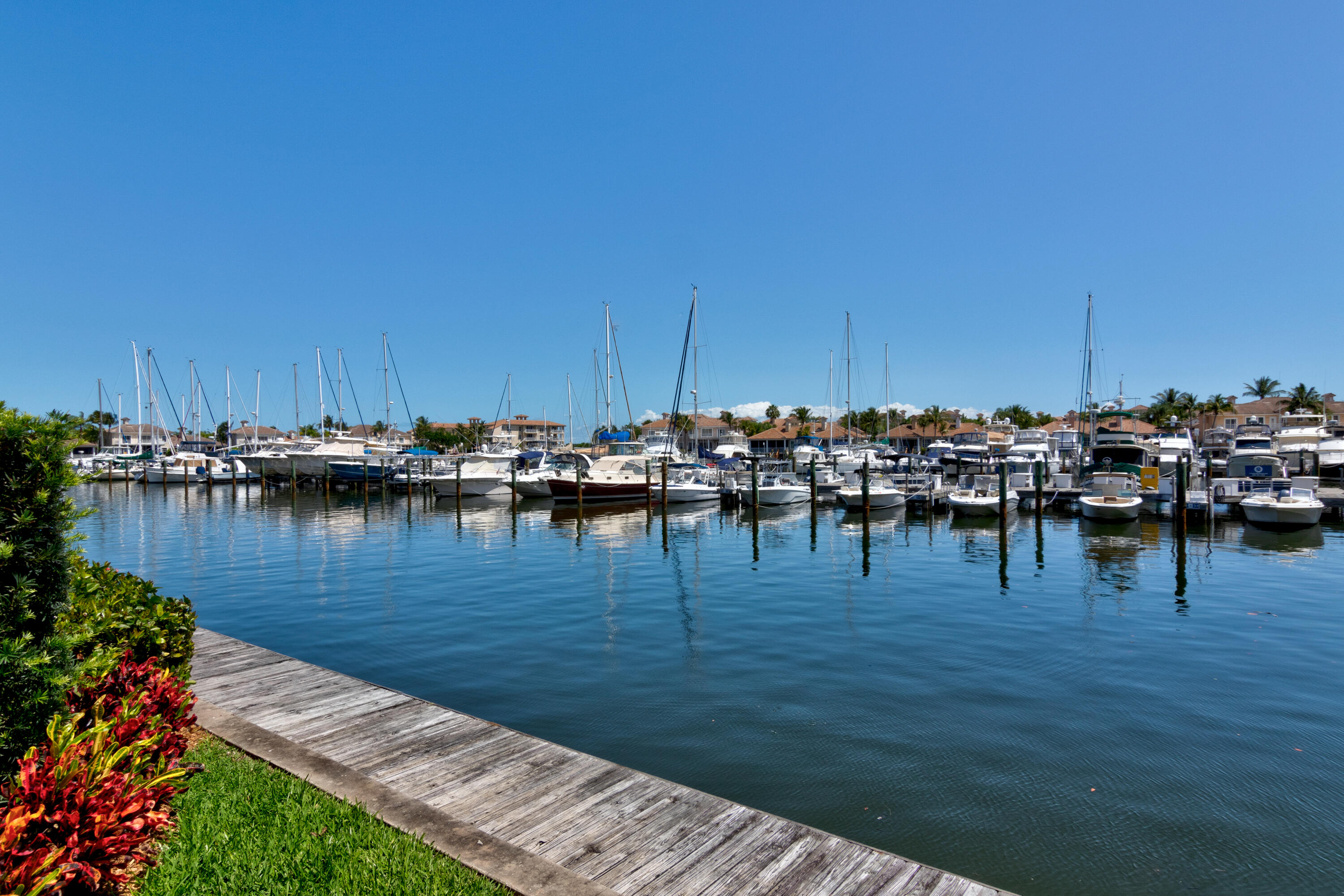 HARBOR VILLAGE PHASE II GRAND HARBOR - Residential