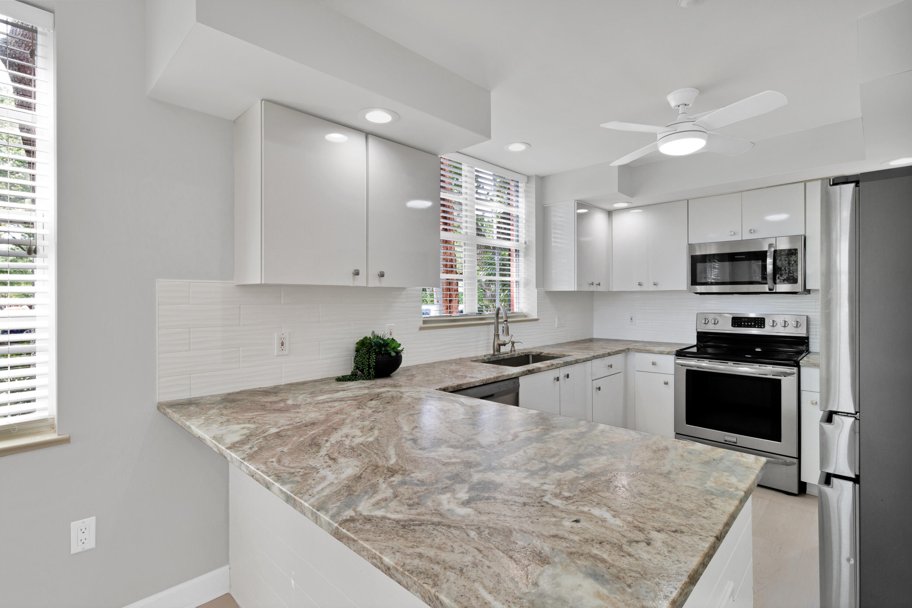 HARBOR VILLAGE PHASE II GRAND HARBOR - Residential