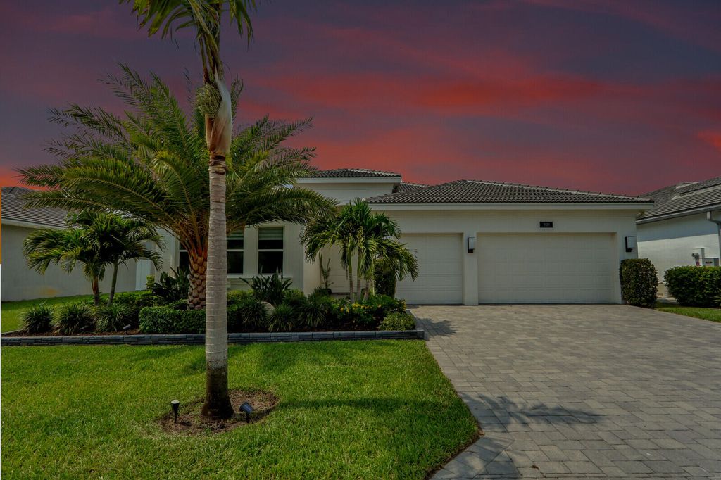 Photo of 9939 Great Barrier Trail, Boynton Beach, FL 33473 (MLS # B26036898)