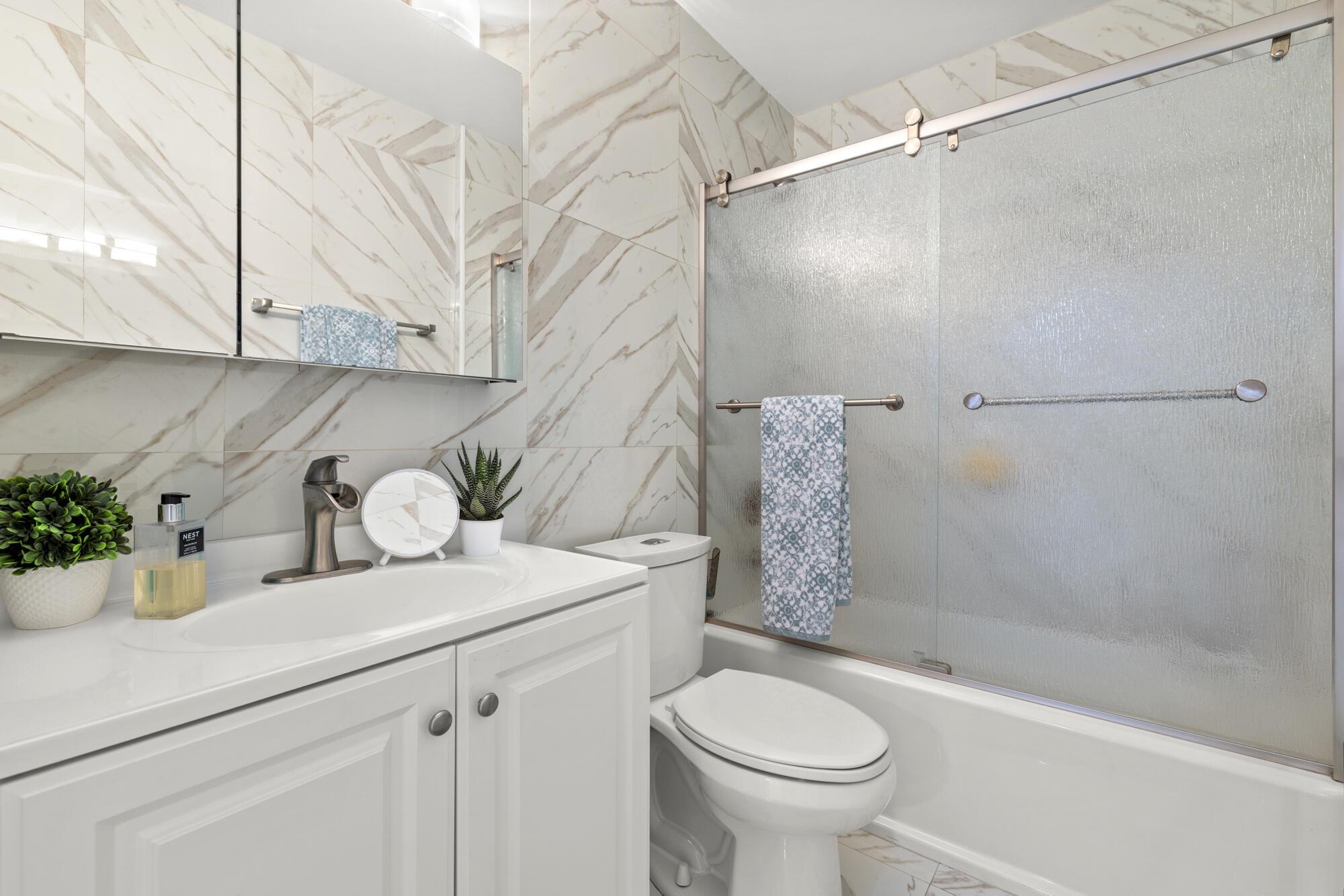 Hidden Valley - Residential Lease