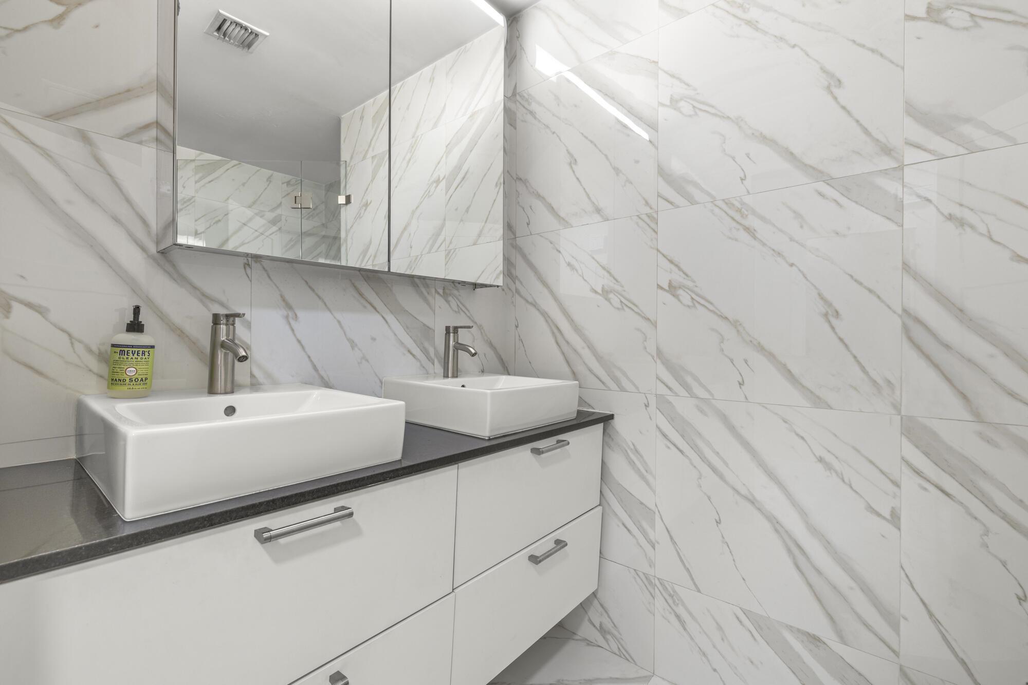 Hidden Valley - Residential Lease