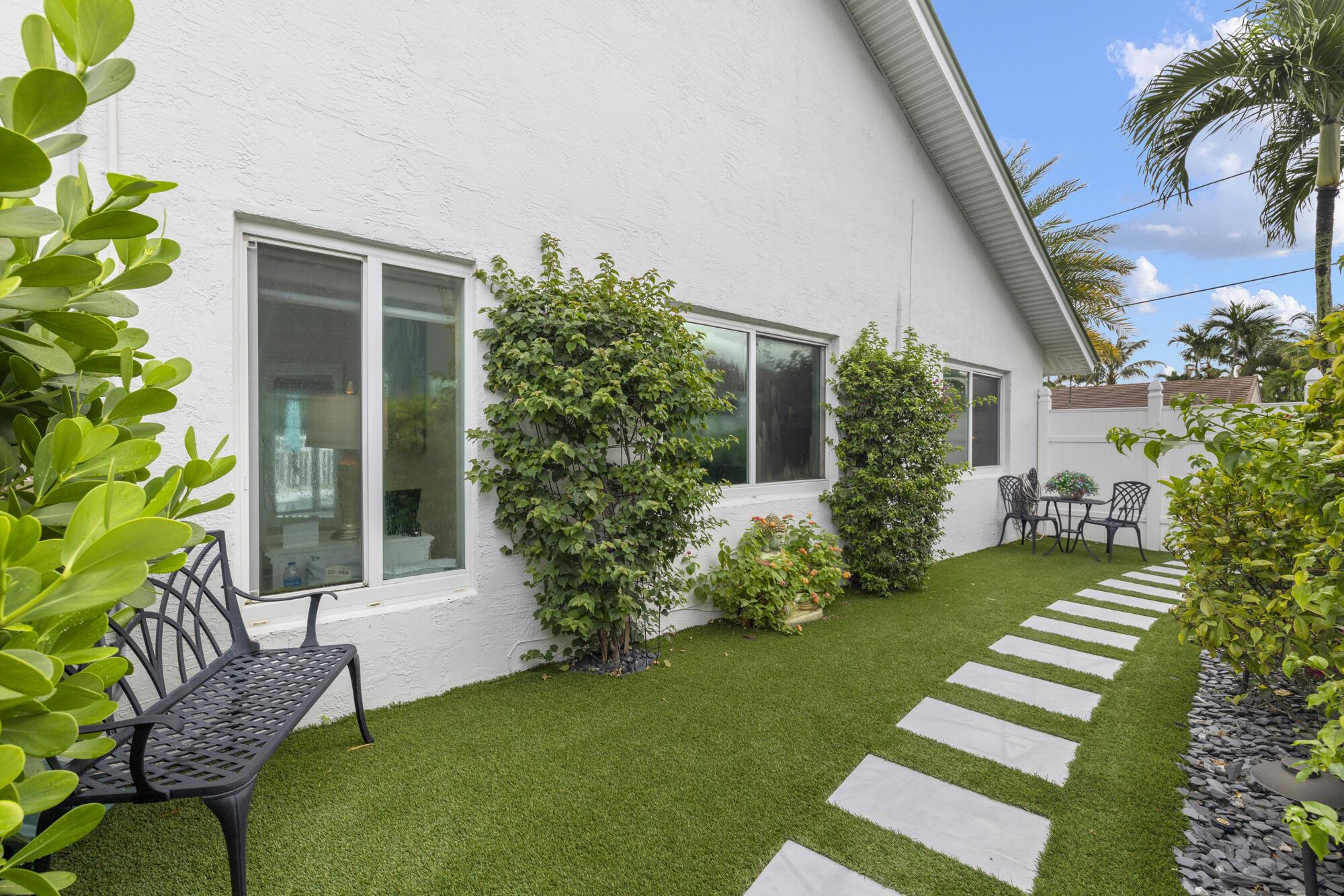 Hidden Valley - Residential Lease