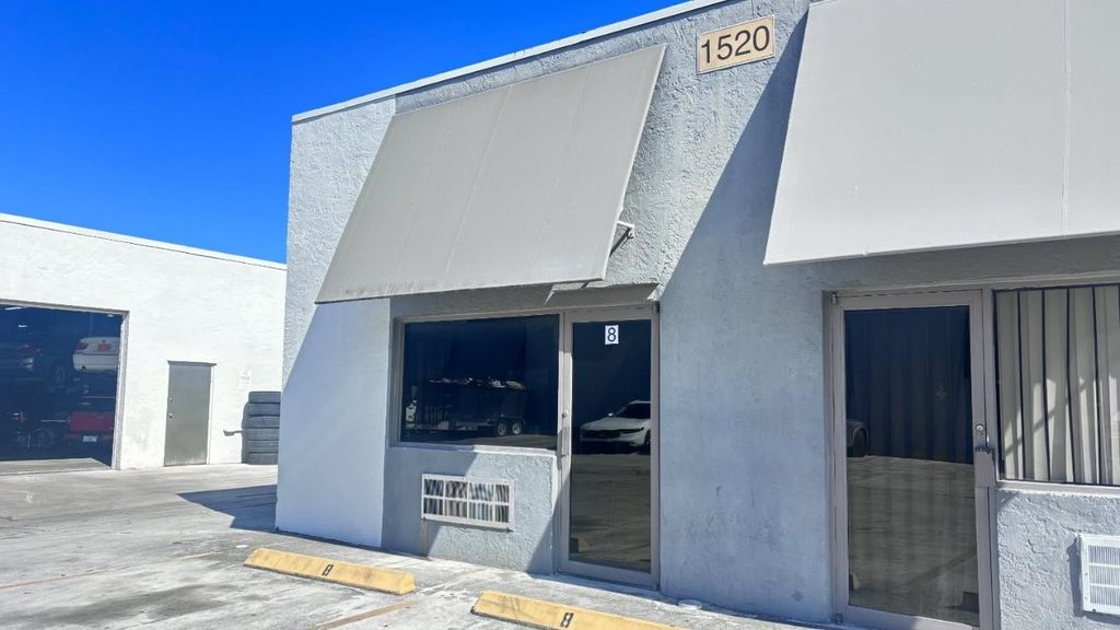 Photo of 1520 Latham Road #08, West Palm Beach, FL 33409 (MLS # F10549186)