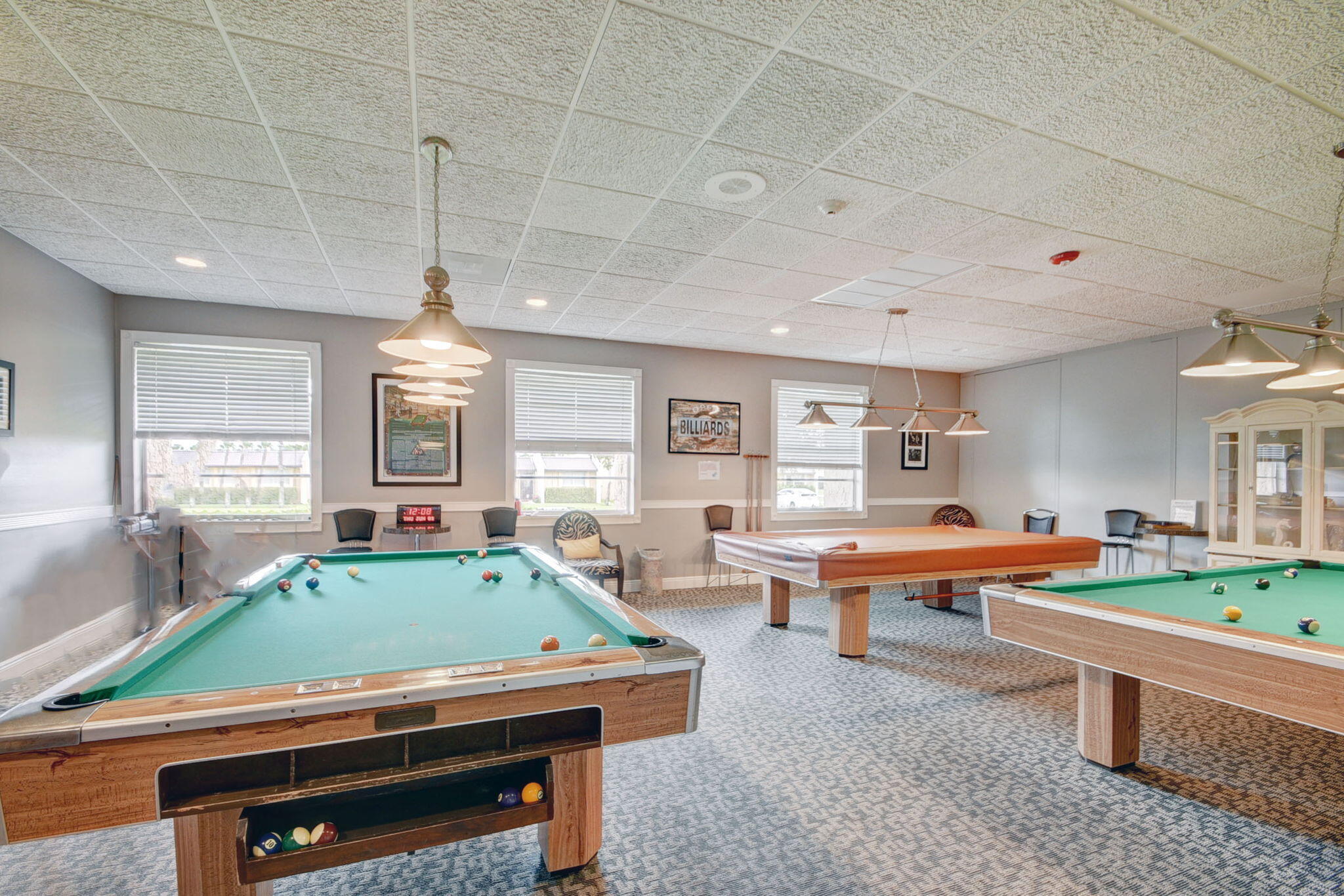 GOLDEN LAKES VILLAGE CONDO R - Residential