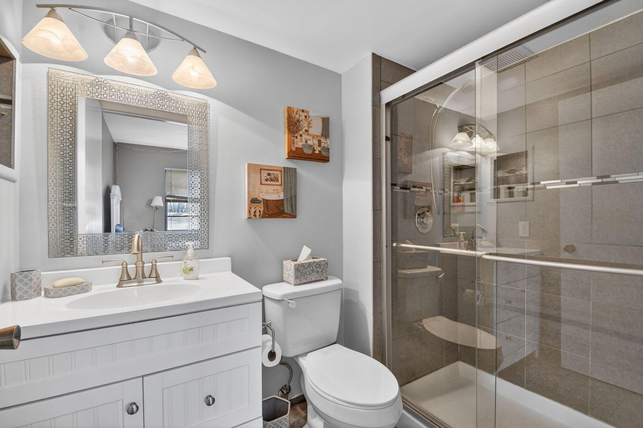 GOLDEN LAKES VILLAGE CONDO R - Residential