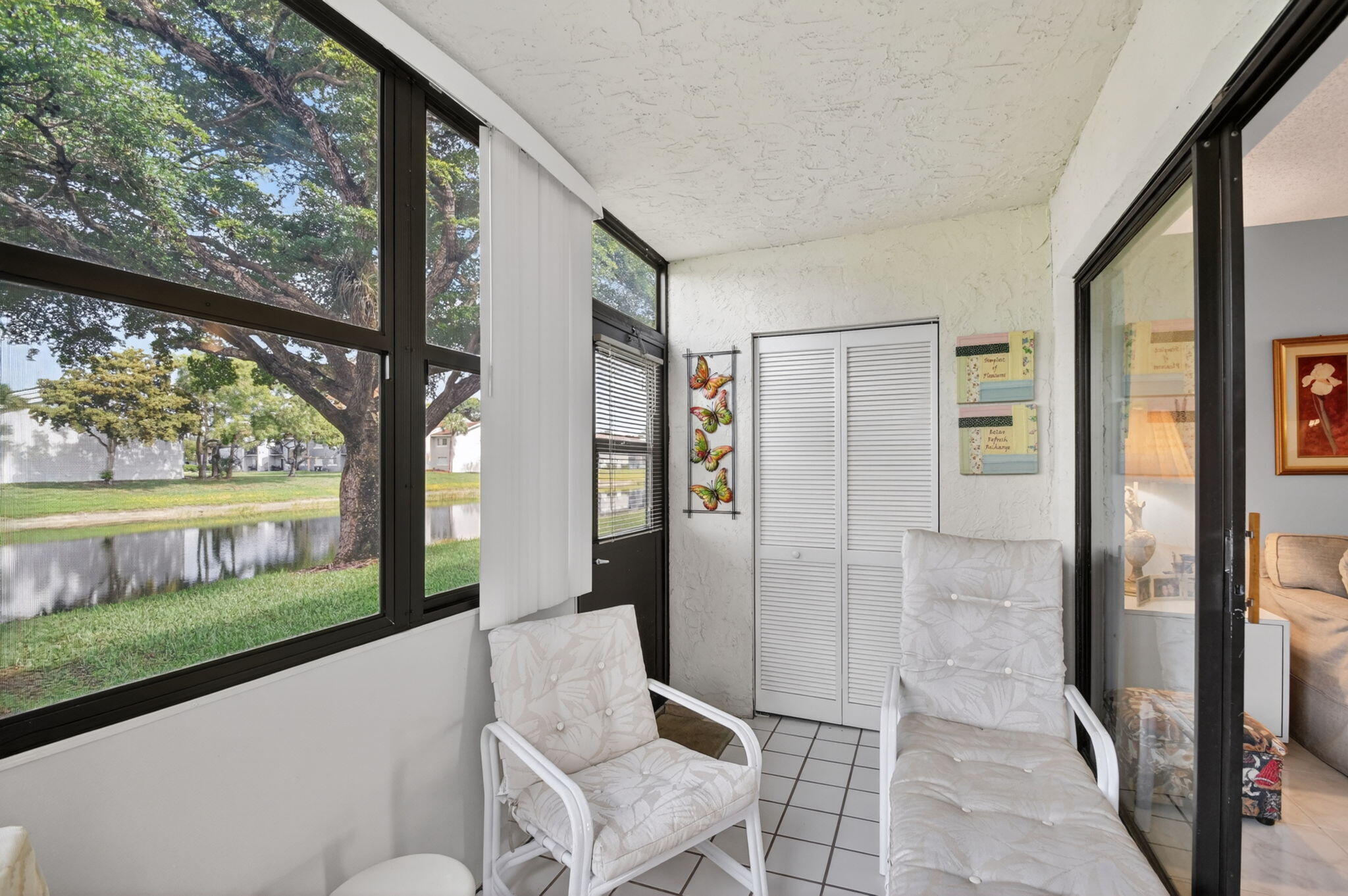 GOLDEN LAKES VILLAGE CONDO R - Residential