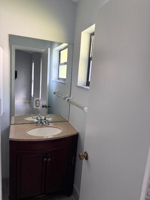 WESTCHESTER 72-43 B - Residential Income