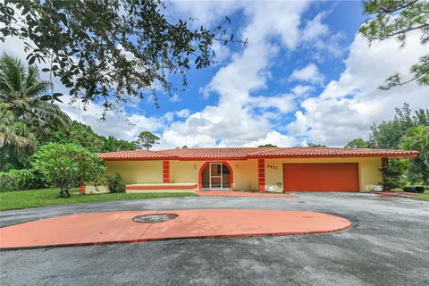 8421 Pioneer Rd West Palm Beach FL 33411