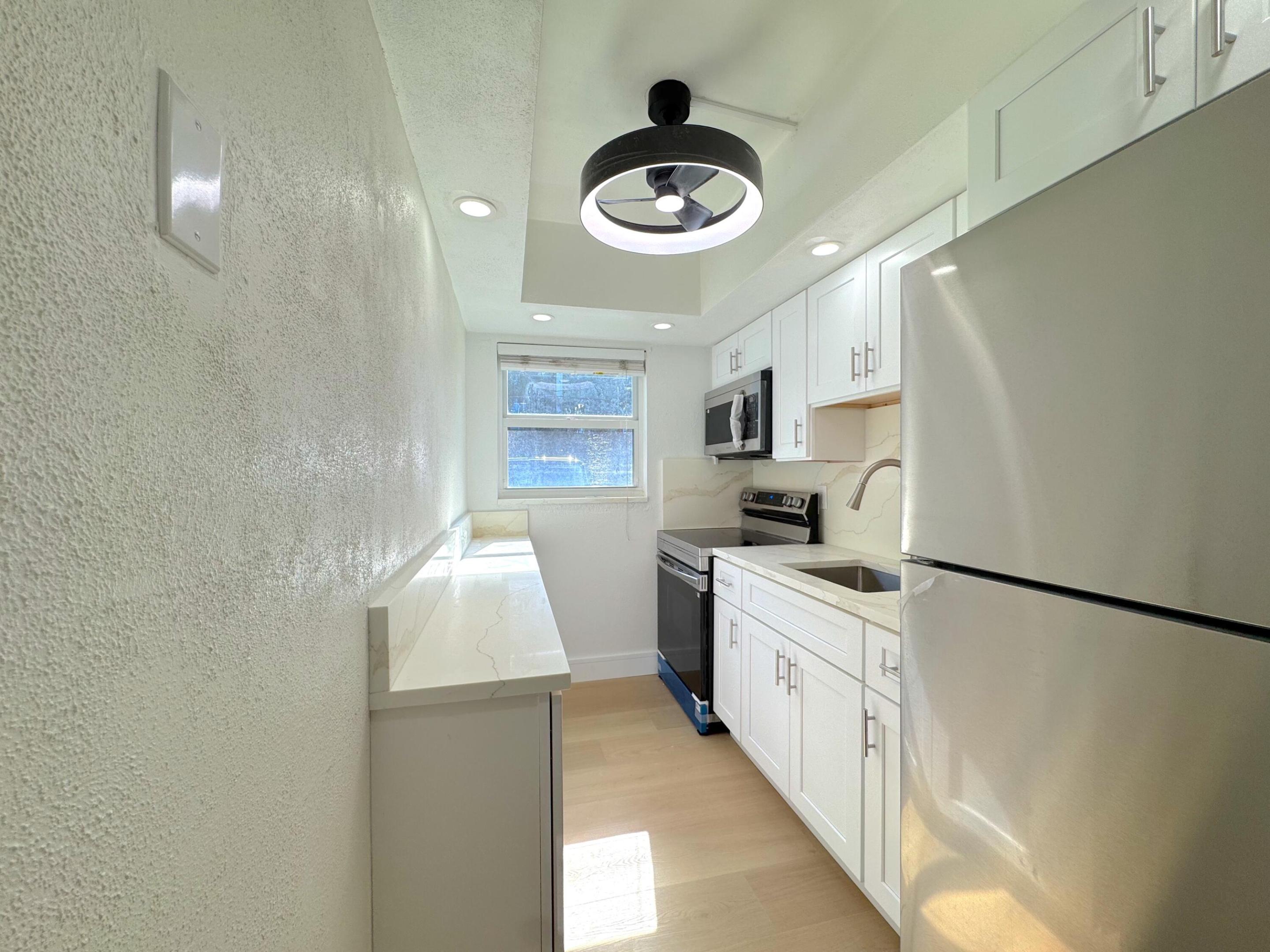 LAUDERDALE BEACH SURF APTS CO-OP - Residential