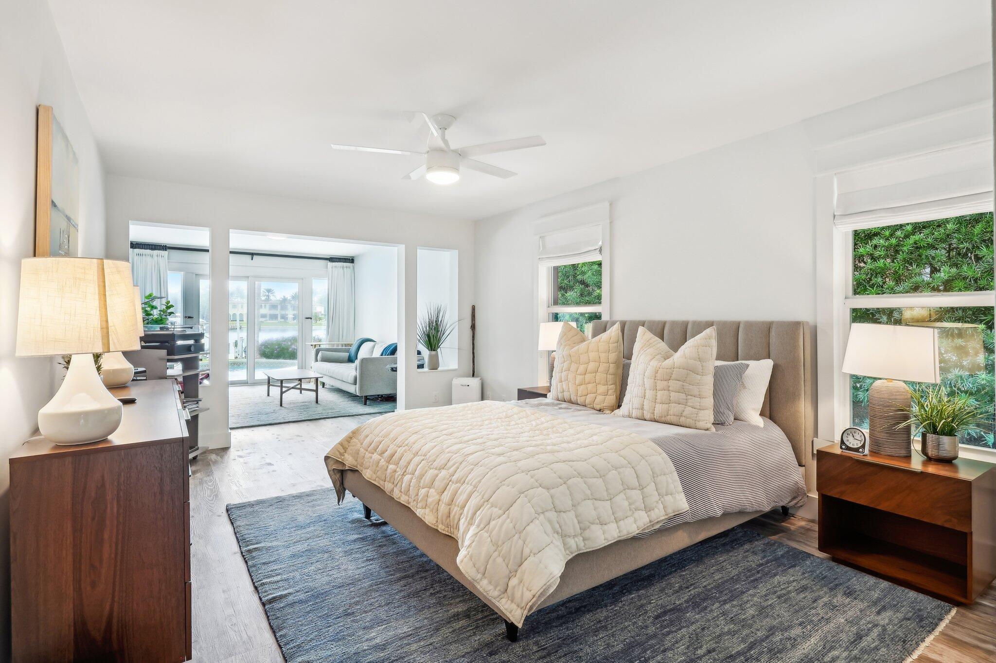 ROLLING HILLS - Residential