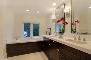 S/D OF 10-44-43, GOV LTS - Residential