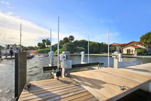 S/D OF 10-44-43, GOV LTS - Residential