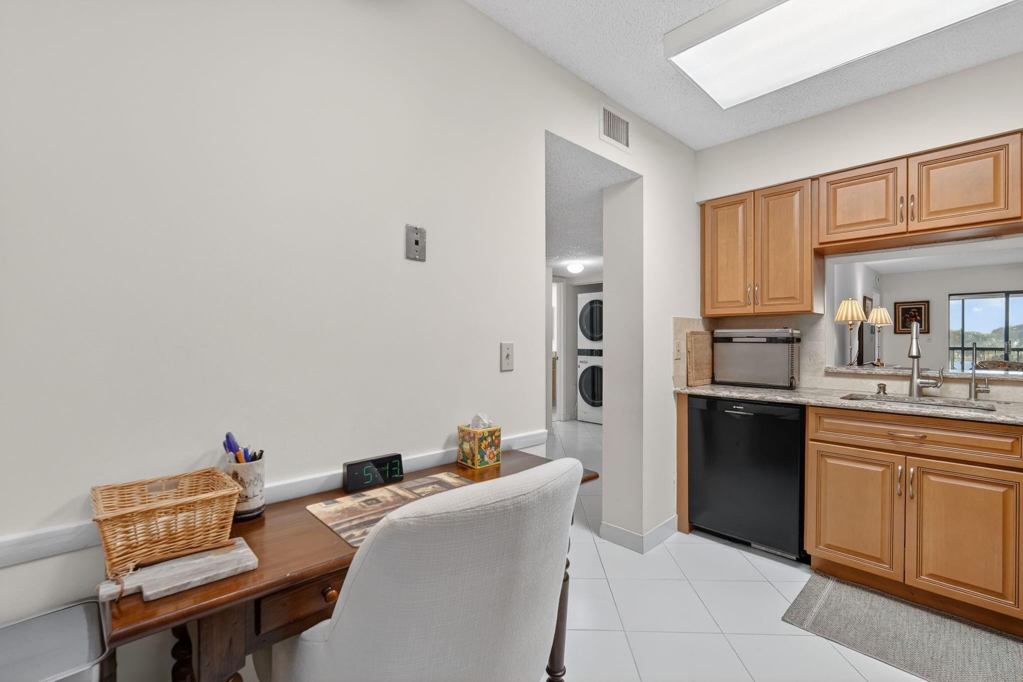 HUNTINGTON LAKES - Residential