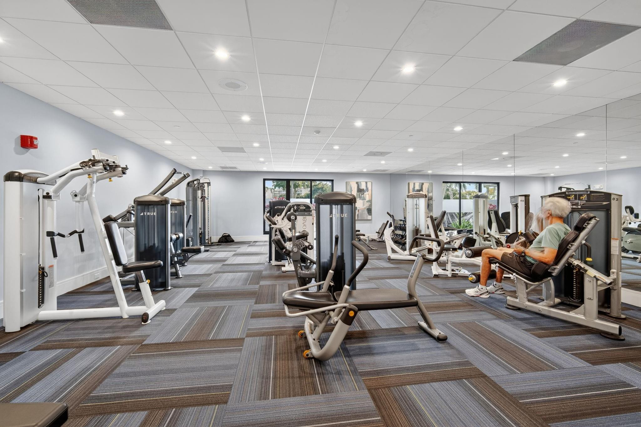 HUNTINGTON LAKES - Residential