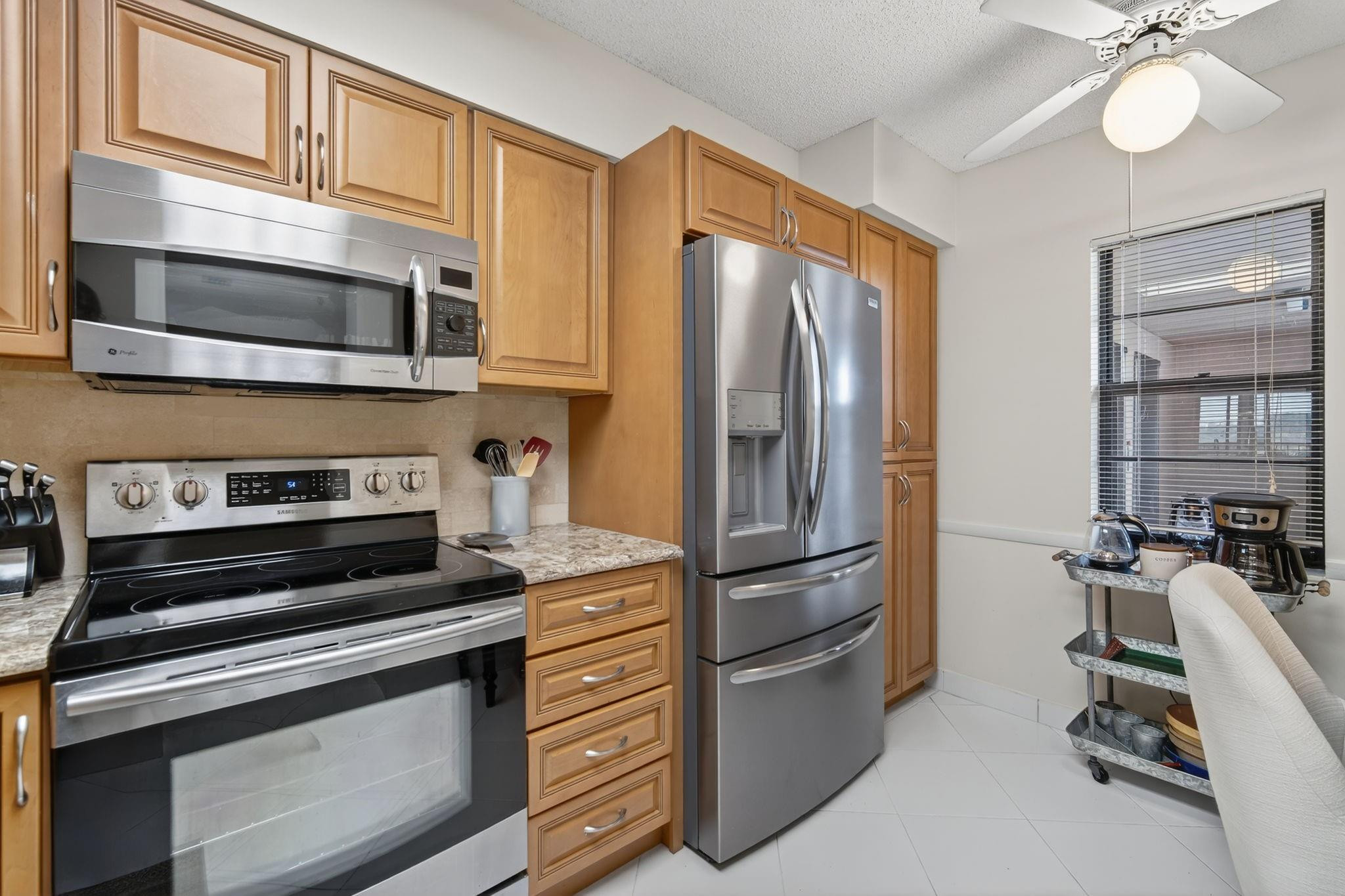 HUNTINGTON LAKES - Residential