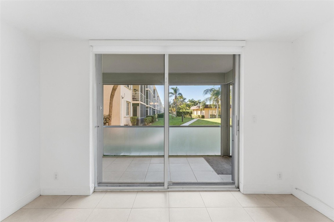 Lighthouse Point Plaza Co - Residential