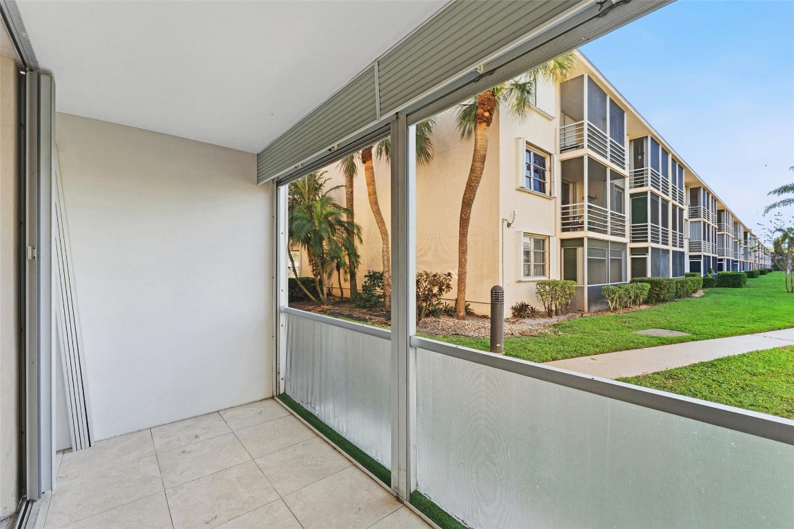 Lighthouse Point Plaza Co - Residential