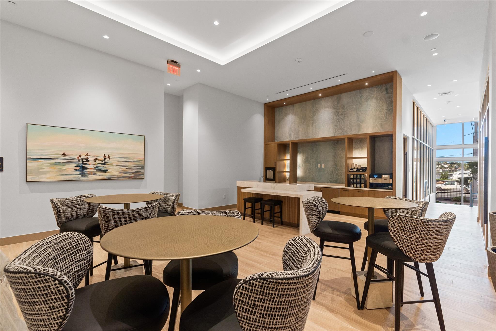 SELENE OCEANFRONT RESIDEN - Residential