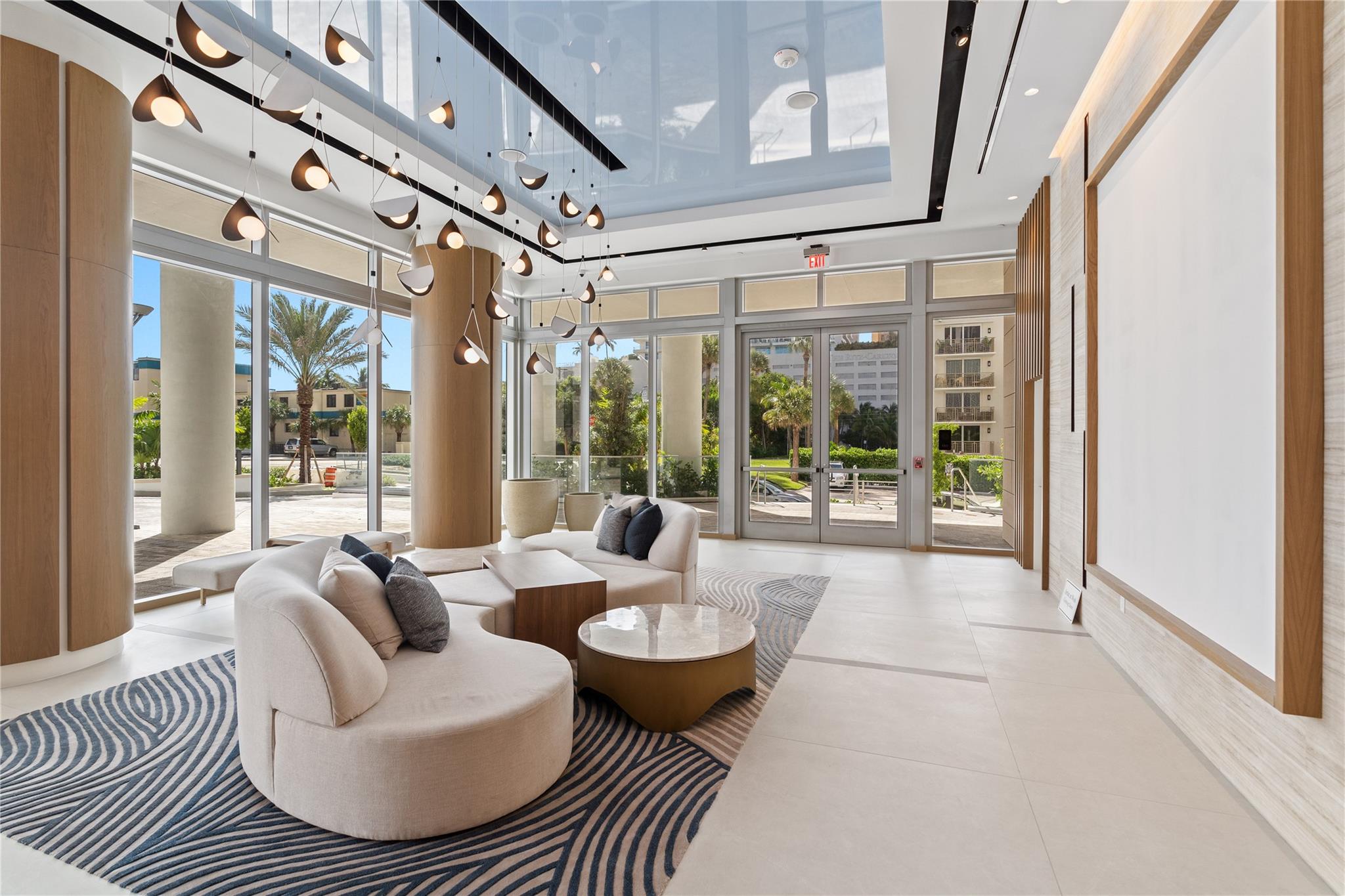 SELENE OCEANFRONT RESIDEN - Residential