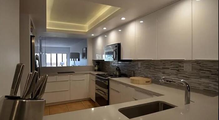 FOUNTAINS OF JACARANDA CONDO II - Residential