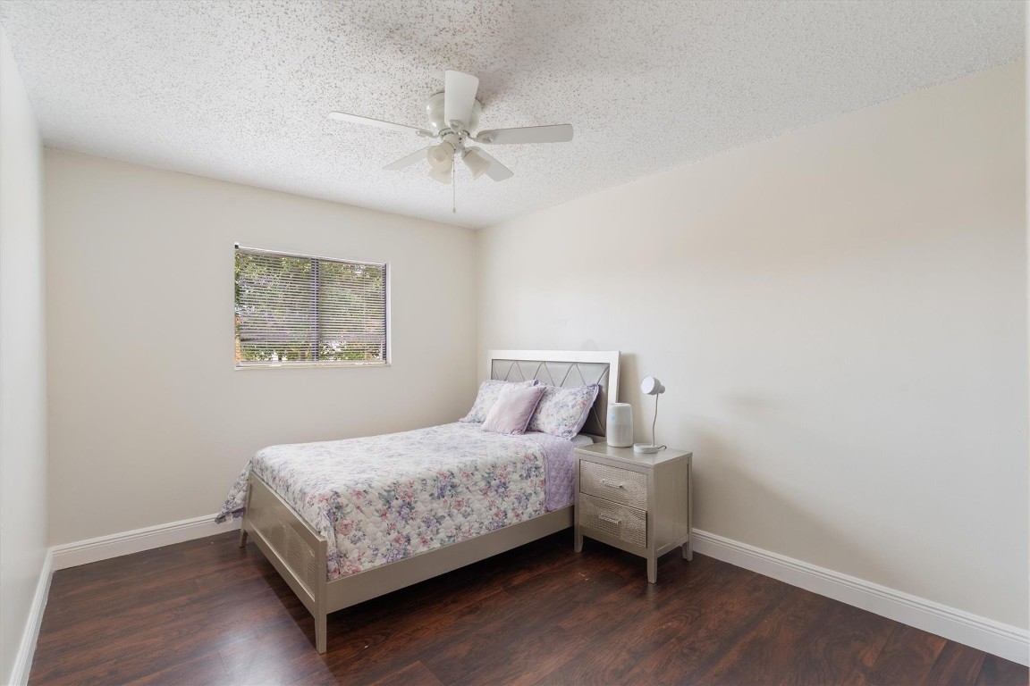 Le Clos - Residential